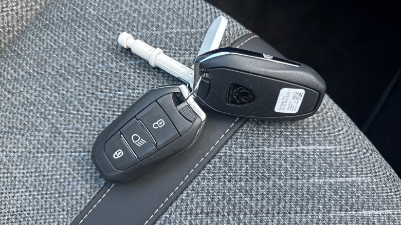 Peugeot 208 100kW E-Style 50kWh 5dr Auto Electric Hatchback